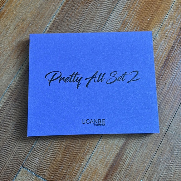 Pretty All Set 2 Large Eyeshadow Makeup Palette - Picture 5 of 5